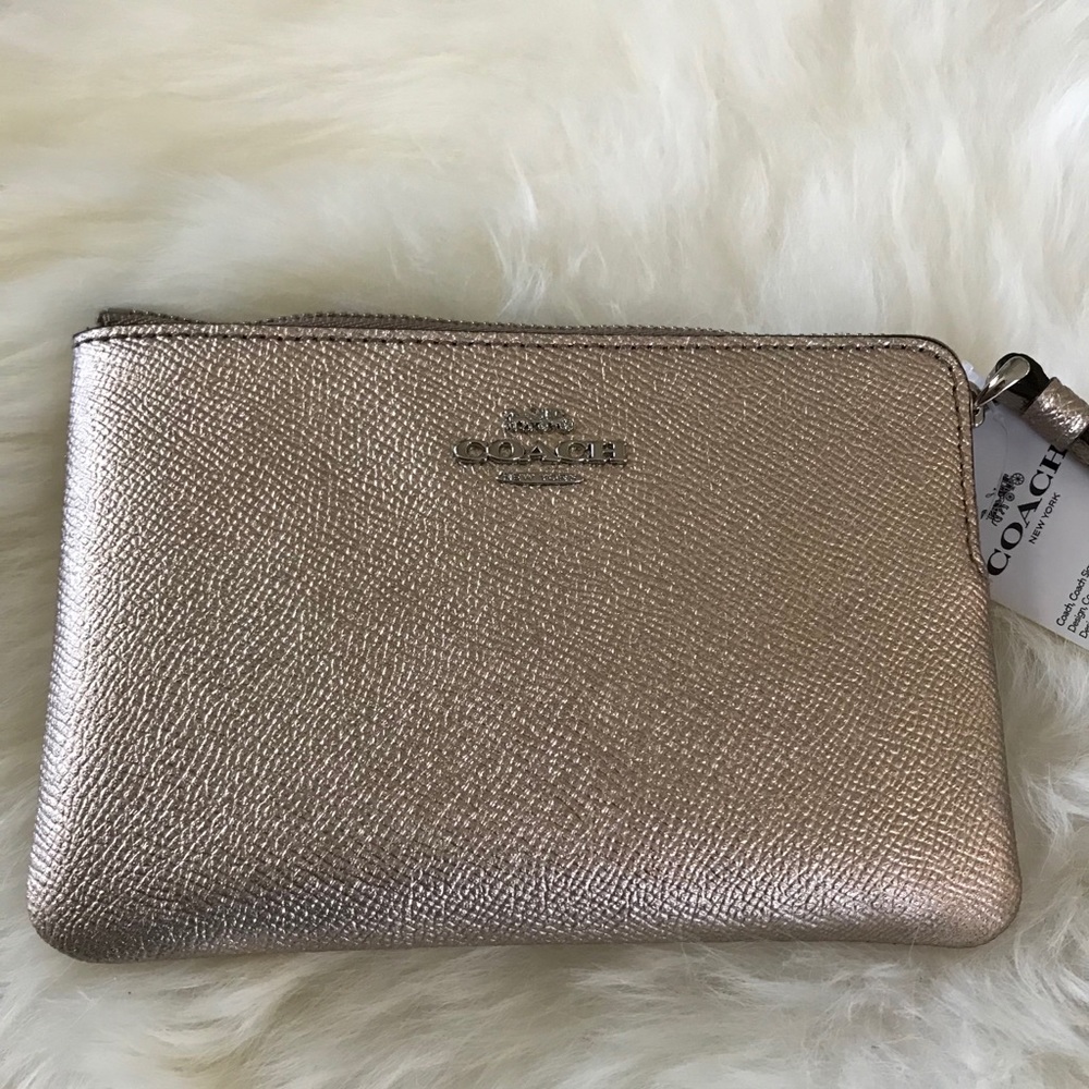 NWT Coach Leather Wristlet in Gold